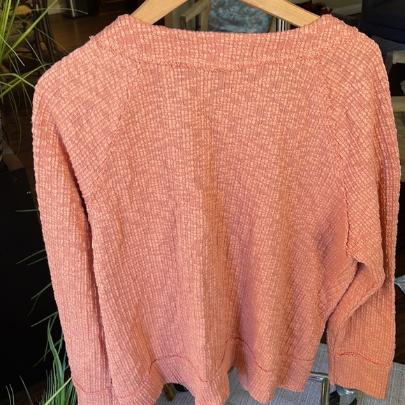 Vince Camuto V- Neck Button -Up Sweater Size XL - Picture 5 of 9